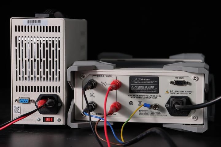Actual product image Uni-T UTE9806+ Power meter 0.05mA-10.0A AC