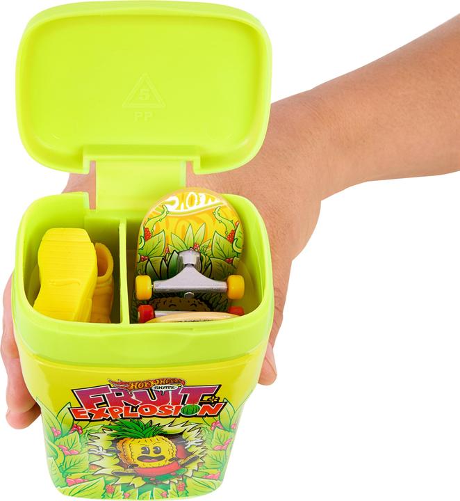 Actual product image Hot Wheels Skate Gum Container