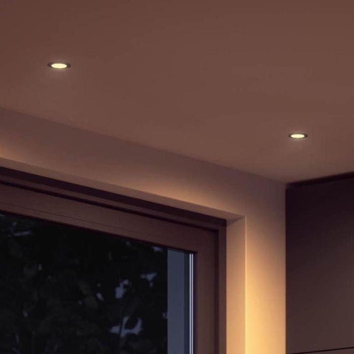 Actual product image Philips Hue White & Colour Ambiance (GU5.3, 6.30 W, 400 lm, 2 x, G)