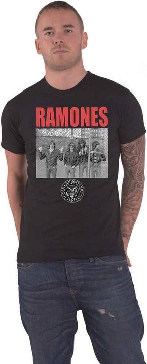Universal Textiles TShirt