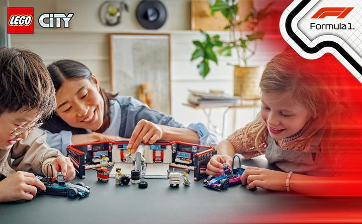 Image du produit LEGO F1 Garage mit Mercedes-AMG & Alpine Rennautos (60444, LEGO City)