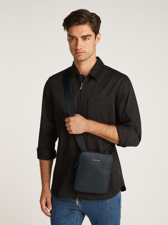Immagine prodotto Calvin Klein Ck Must Flatpack (51% POLIESTERE RICICLATO, 49% POLIURETANO)
