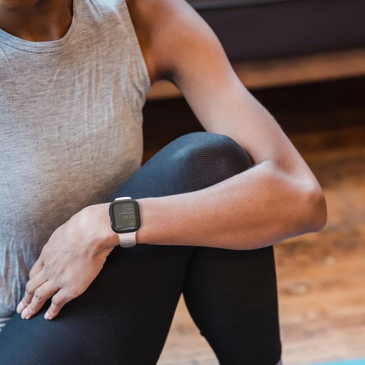 Produktbild Spigen Smartwatch Apple 7 Bildschirmrahmen, Schwarz, 45 mm