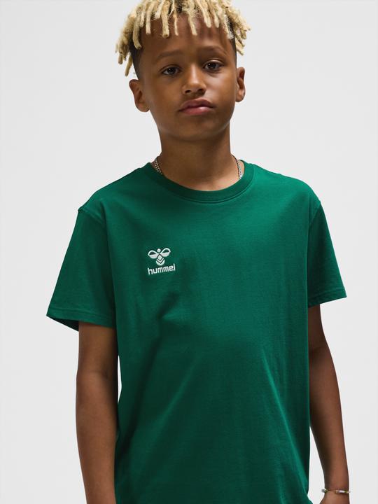 Actual product image hummel HMLGO 2.0 T-SHIRT S/S KIDS (140)