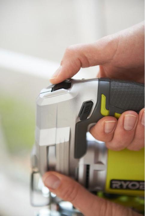 Image du produit Ryobi Scie pendulaire avec étui et puzzle