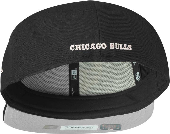 Produktbild New Era 59Fifty Cap - Chicago Bulls schwarz / rosa - 7 3/8 (7 3/8)