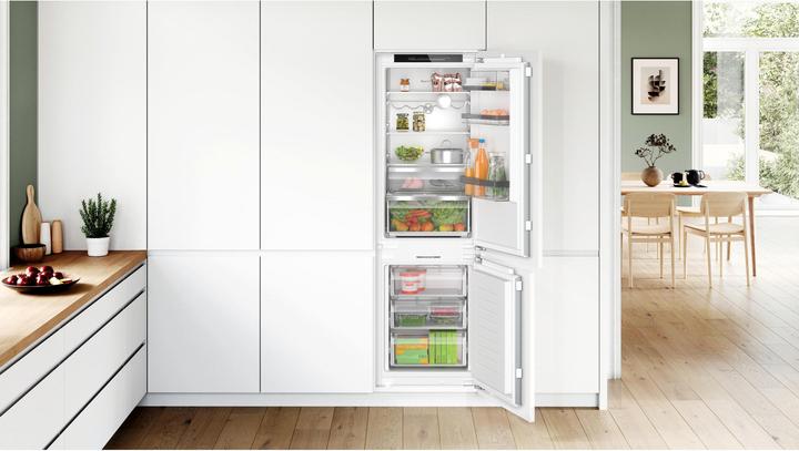 Produktbild Bosch Hausgeräte KIN86ADD0 (260 l)