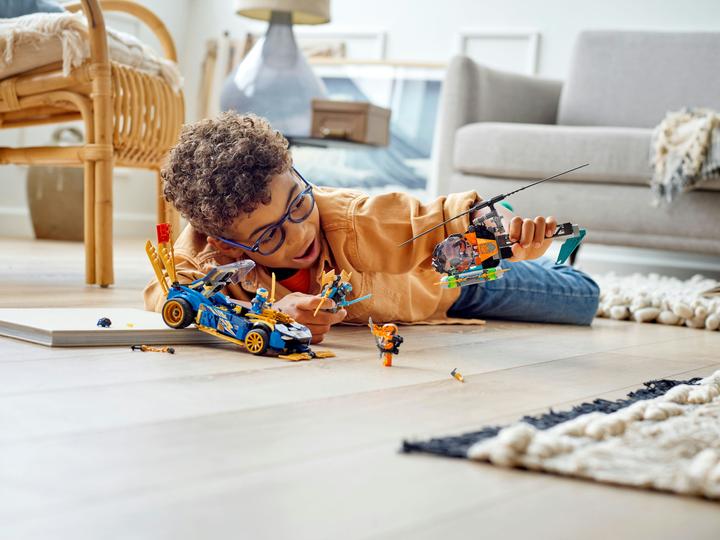Actual product image LEGO Ninjago - Jay and Nya's race car EVO (71776, LEGO Ninjago)