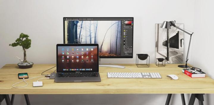 Actual product image i-tec USB-C Dock (Thunderbolt, 7 Ports)