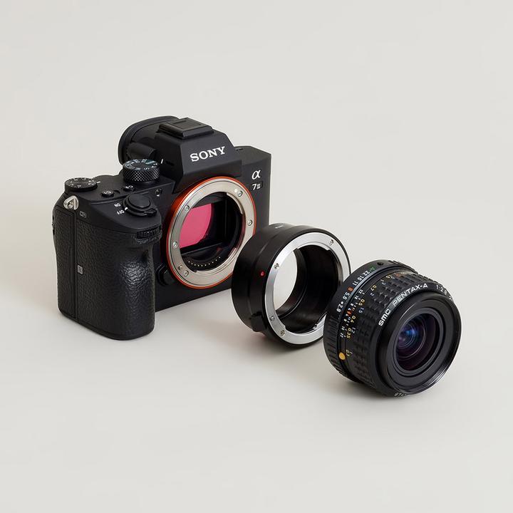Actual product image Urth Lens Mount Adapter: Compatible with Pentax K Lens to Sony E Camera Body