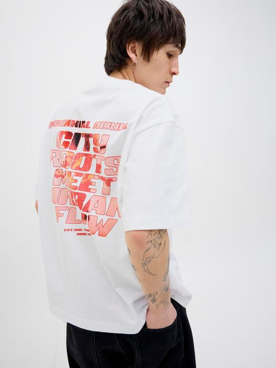 Produktbild Jack & Jones Rückenprint Rundhalsausschnitt T-shirt T-shirt (M)