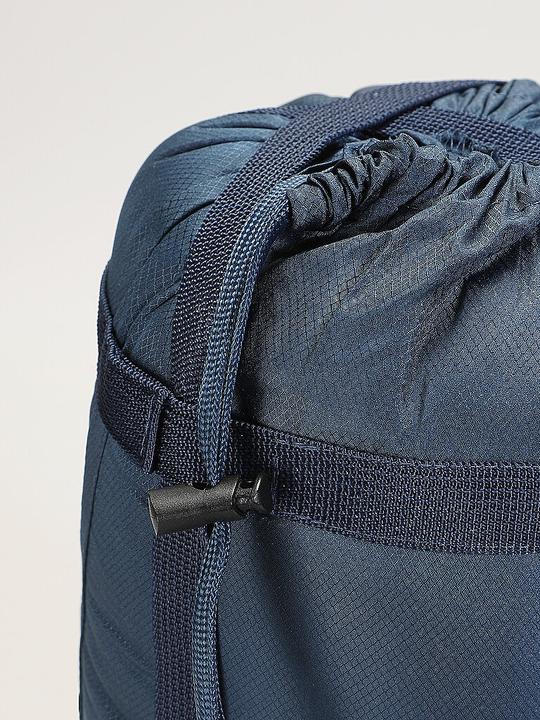 Produktbild Meru Kunstfaserschlafsack Isar 11 35x18cm