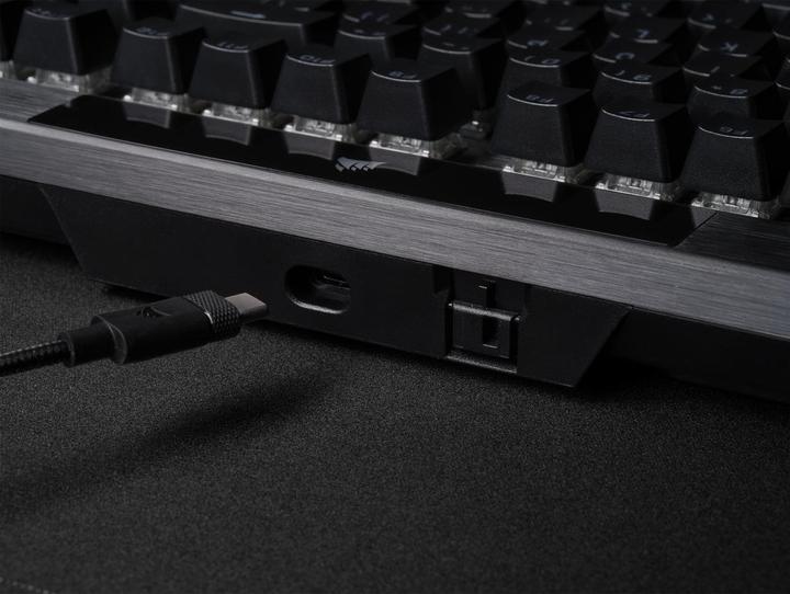 Actual product image Corsair K70 Pro (CH, Cable)
