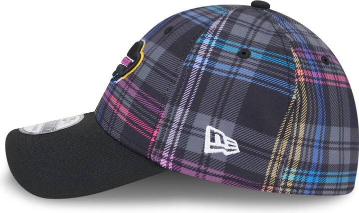 Actual product image New Era 39Thirty Cap - CRUCIAL CATCH Buffalo Bills (M/L)