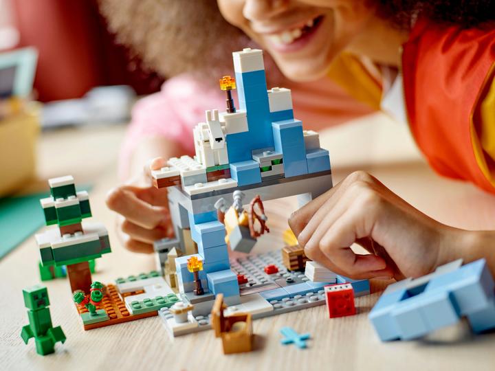 Produktbild LEGO Die Vereisten Gipfel (21243, LEGO Minecraft)