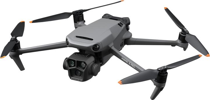Produktbild DJI Mavic 3 Pro Fly More Combo inkl. RC (43 min, 958 g, 48 Mpx)