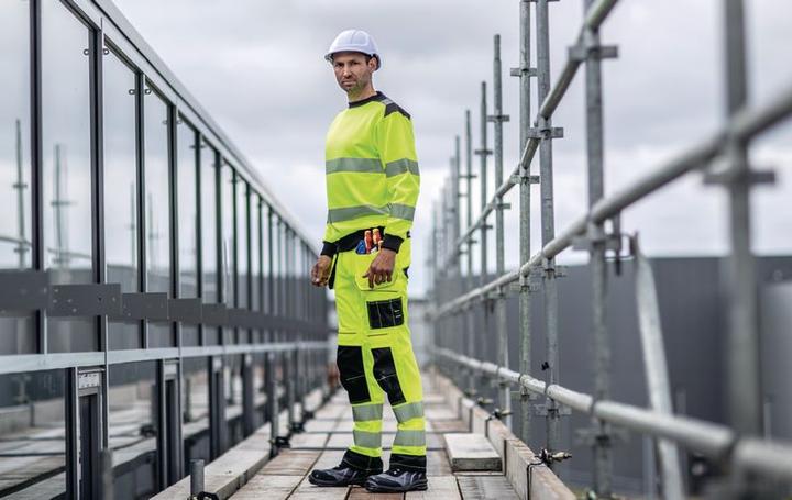 Produktbild Portwest Warnschutz-Regenjacke mit Kapuze gelb L (L)