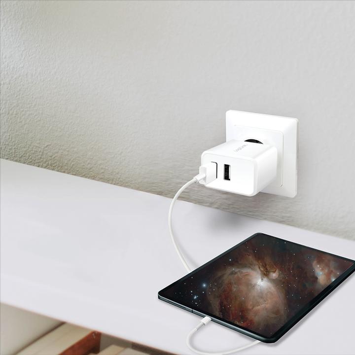 Produktbild LogiLink USB Steckdosenadapter (12 W)