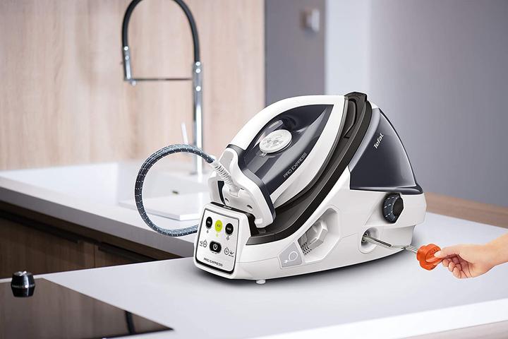 Actual product image Tefal GV8711 Pro Express (2400 W, 300 g/min)