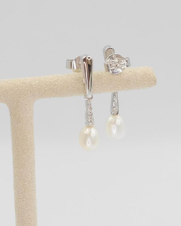 Actual product image Muau Earrings (White gold)