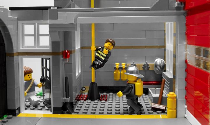 Immagine prodotto LEGO Stazione dei pompieri (10197, LEGO Creator Expert)