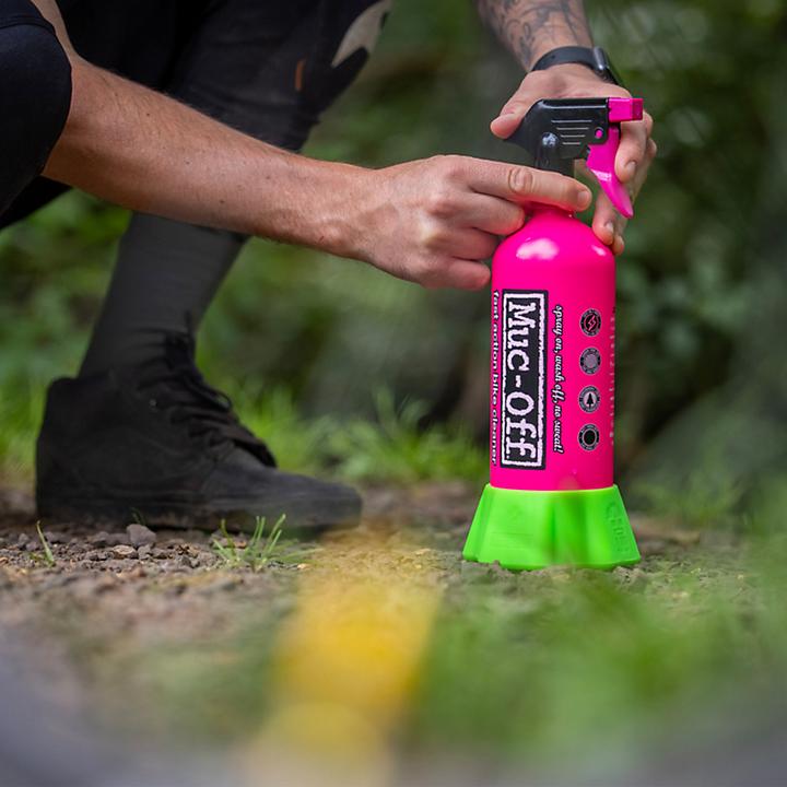 Immagine prodotto Muc-Off Punk Powder + Bottle (500 ml, Set di cura, Pulitore per biciclette)