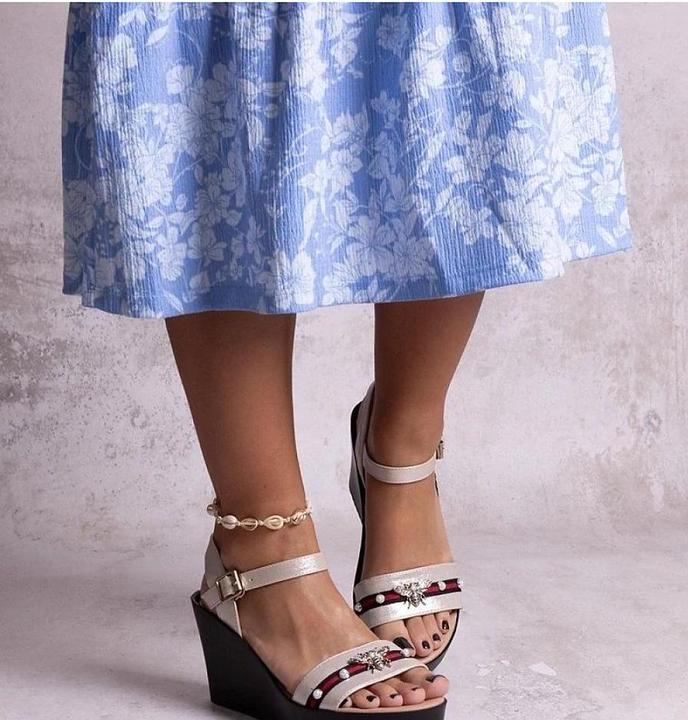 Primo Keilabsatz Sandalen (37)