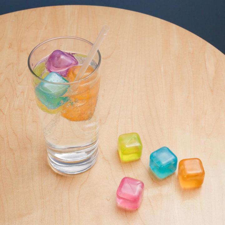Produktbild Kikkerland Reusable Ice Cube (Wiederverwendbare Eiswürfel)