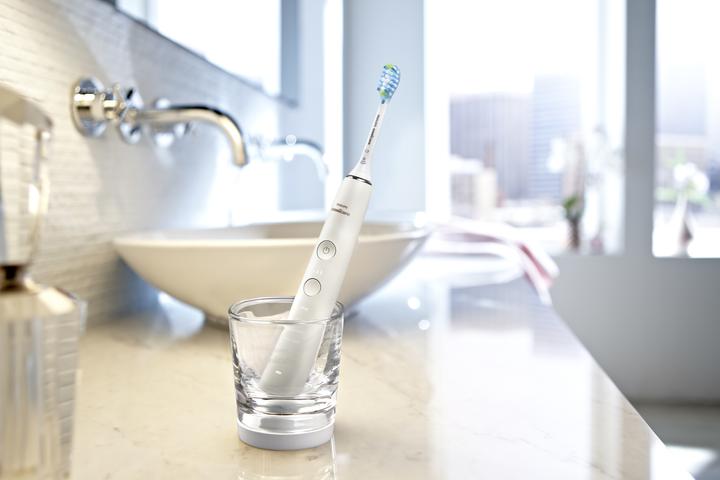 Produktbild Philips Sonicare DiamondClean 9000 (Schallzahnbürste)