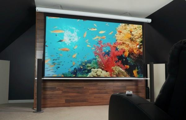 Produktbild Elite Screens Saker Tab Tension AcousticPro UHD (135", 16:9)