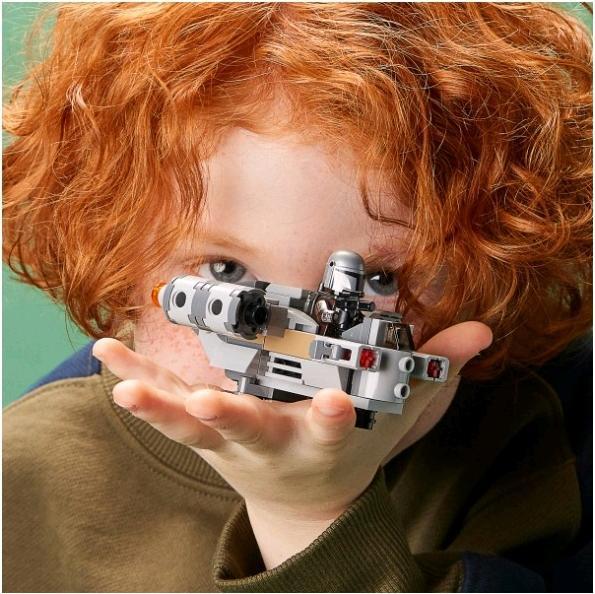 Actual product image LEGO Razor Crest Microfighter (75321, LEGO Star Wars)