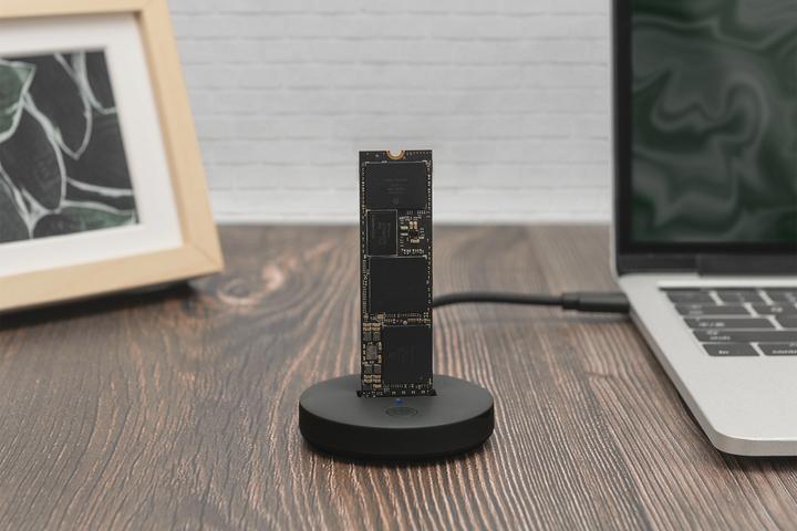 Produktbild Digitus M.2 NVMe/SATA Docking Station