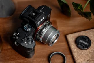Actual product image Voigtländer Colour-Skopar 50mm / 2.2 VM silver (Leica M, full size)