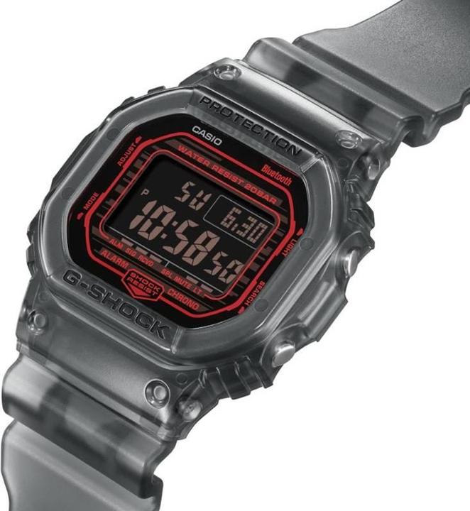 Produktbild G-Shock DW-B5600G-1ER (Taucheruhr, 43 mm)