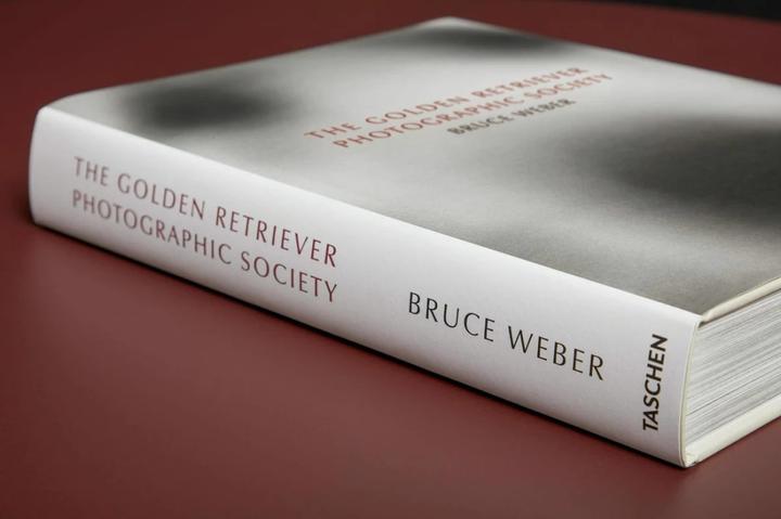 Produktbild Bruce Weber. The Golden Retriever Photographic Society (Deutsch, Französisch, Englisch, Jane Goodall, 2021)