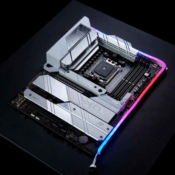 Immagine prodotto Phanteks Striscia LED RGB digitale Neon - 55 cm, bianco (Multicolore)