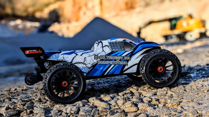 Actual product image DF-Models Z-10 Competition Truggy Brushed RTR