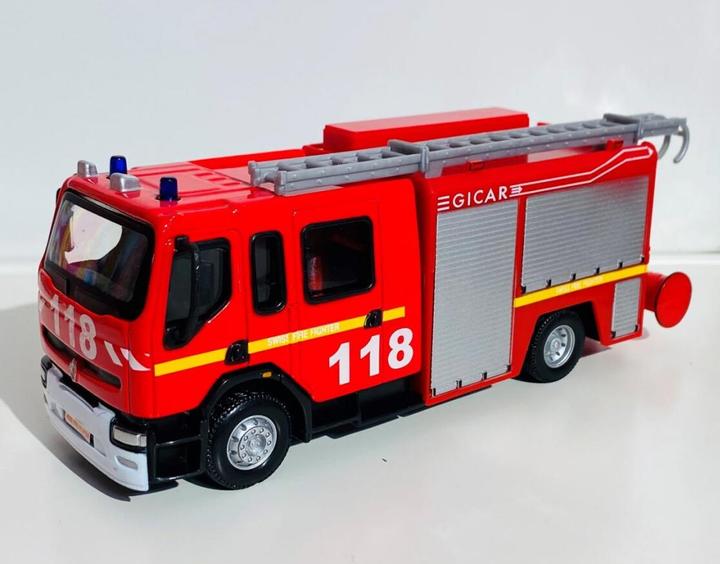 Actual product image Bburago Renault Premium Fire Brigade