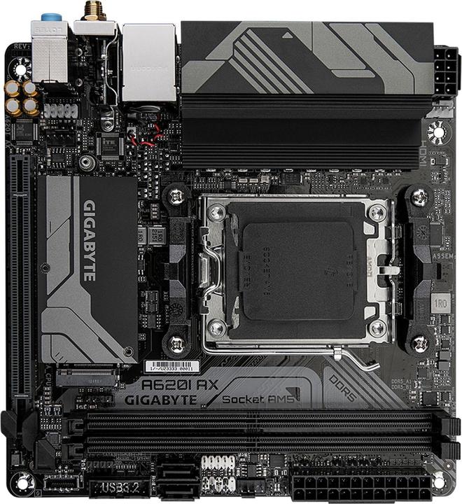 Actual product image Gigabyte A620I AX (AM5, AMD A620, Mini-ITX)