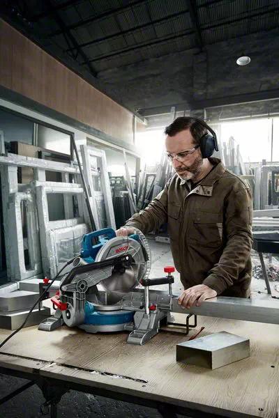 Actual product image Bosch Professional GCM 216