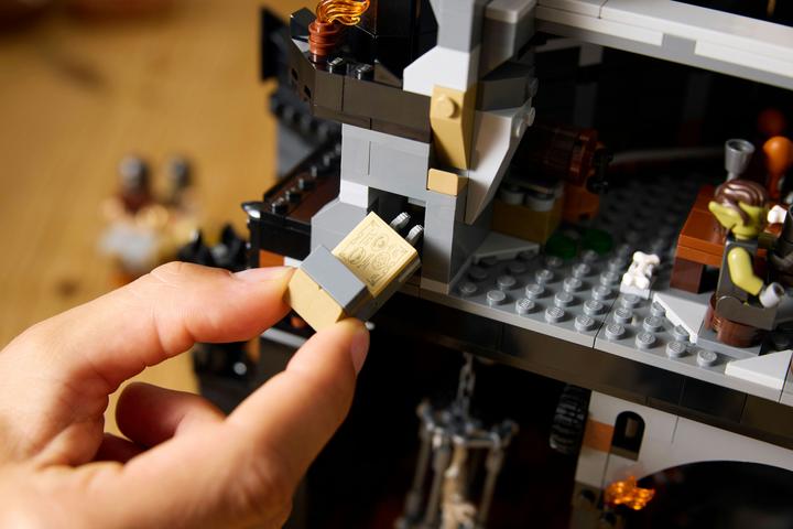 Actual product image LEGO The Lord of the Rings: Barad-dûr (10333, LEGO Icons, LEGO Rare Sets)