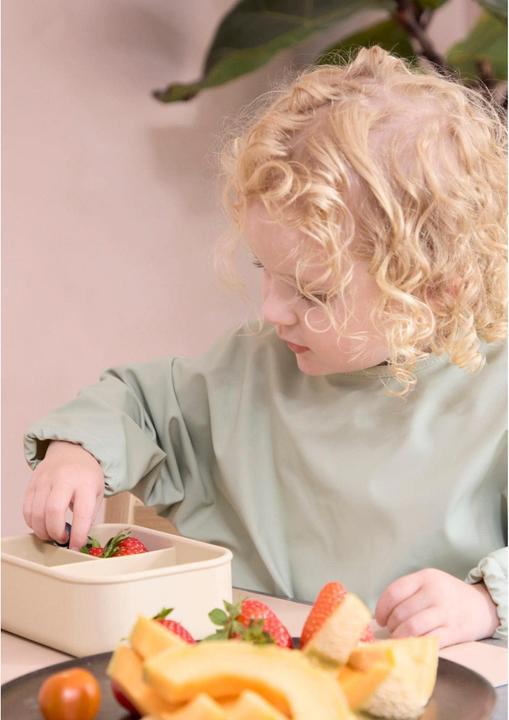 Actual product image Filibabba Bib with sleeves (6 months)