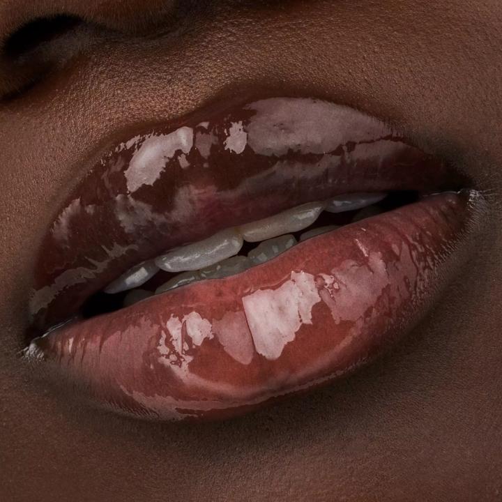 Actual product image Catrice Max It Up Lip Booster Extreme (020 Pssst...I'm Hot)