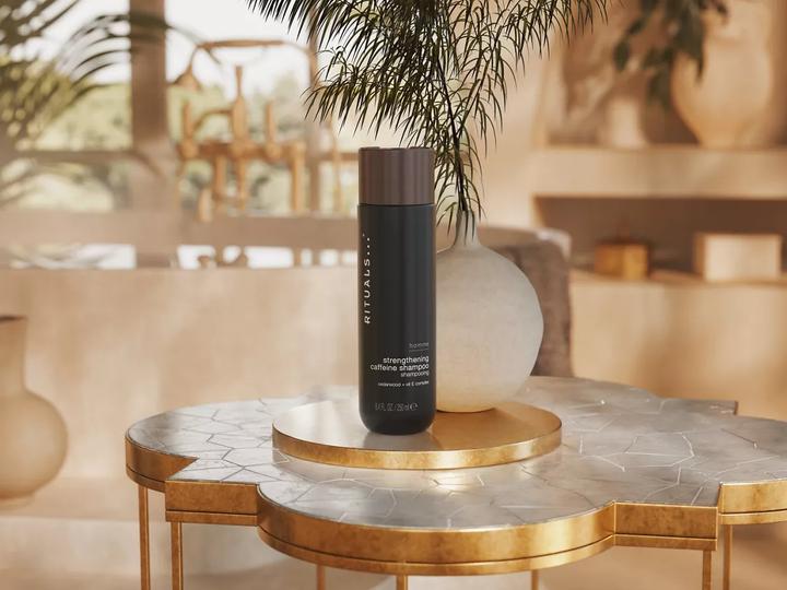 Image du produit Rituals Homme Shampooing fortifiant à la caféine (250 ml)