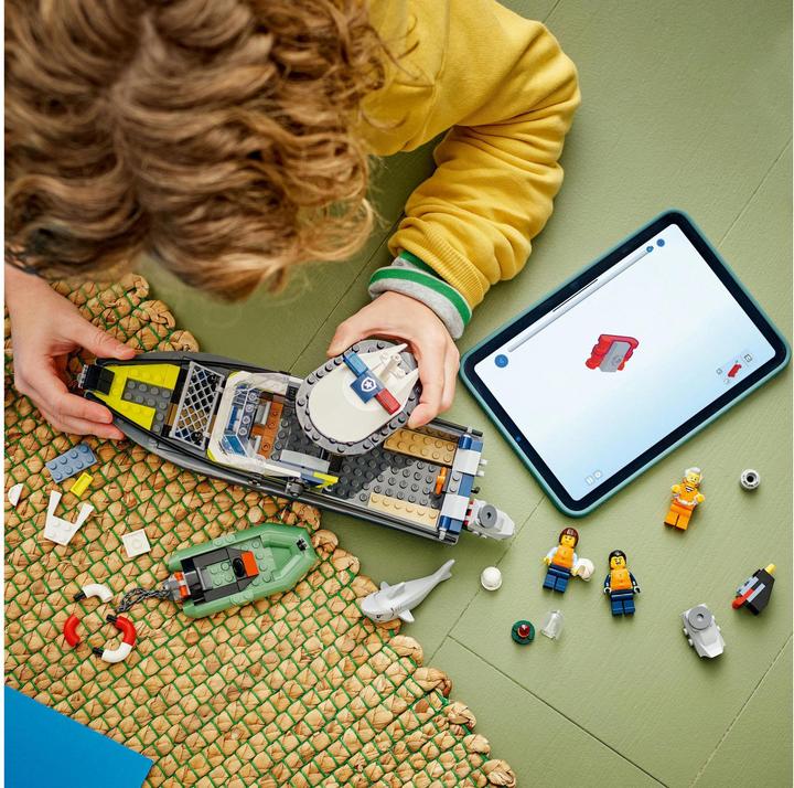 Actual product image LEGO Verfolgungsjagd im Polizeiboot (60456, LEGO City)