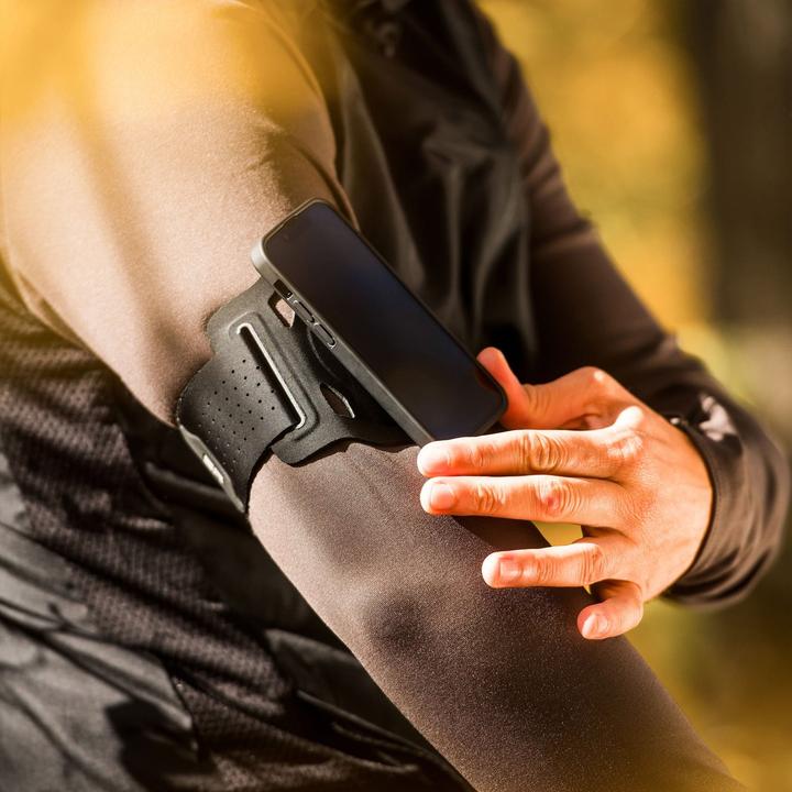Actual product image Sp Connect ARM Band SPC+ black