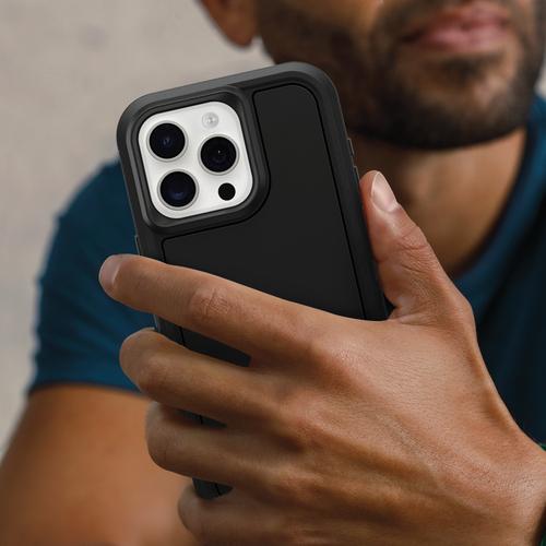 Actual product image OtterBox Defender XT mit MagSafe (Apple iPhone 15 Pro Max)