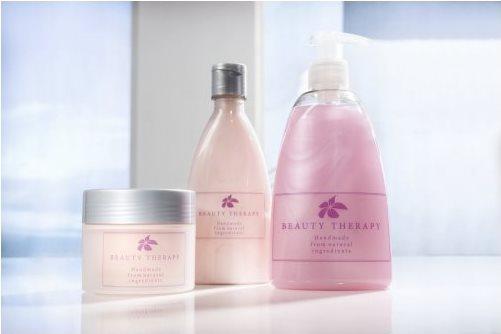 Actual product image Avery Crystal clear labels