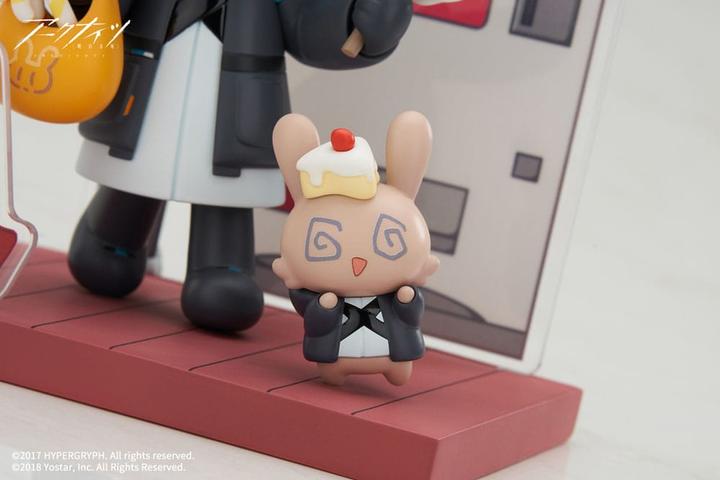 Produktbild Apex Arknights PVC Statue Mini Series Will You be Having the Dessert? Doctor 10 cm