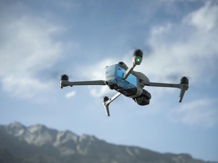 Actual product image DJI Air 3s RC-N3 (45 min, 724 g, 50 Mpx)